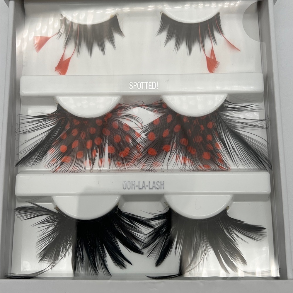 Sephora + Pantone Universe 2012 Tangerine Tango Color of Year Faux Eyelash Set - Picture 3 of 8